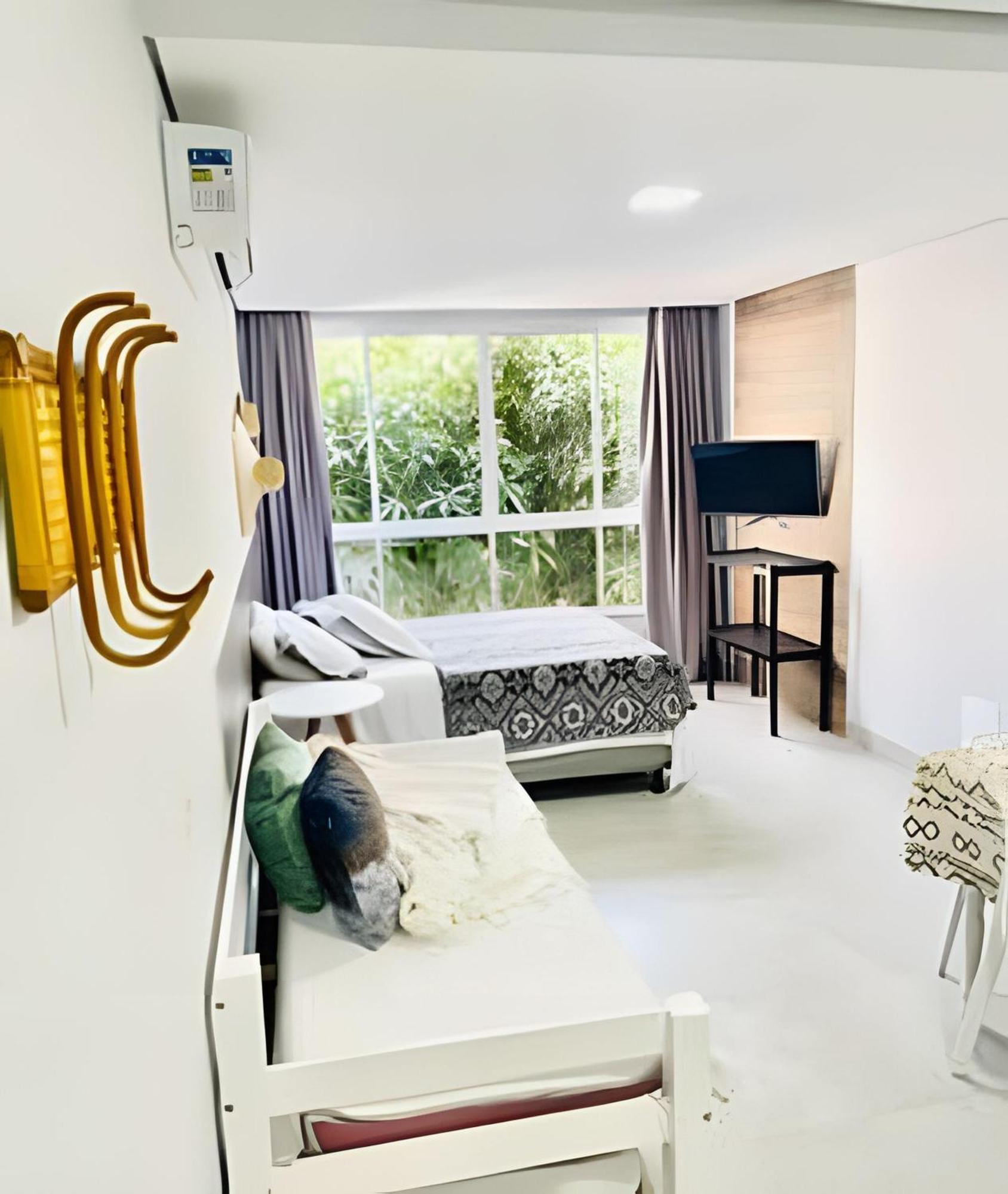 Studio Novo 200M Da Praia De Бомбиняс Екстериор снимка